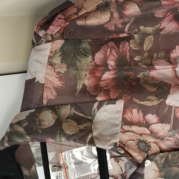 Nwt Bailey 44 Floral Button Down Shirt - Pink and Green - Picture 9 of 16